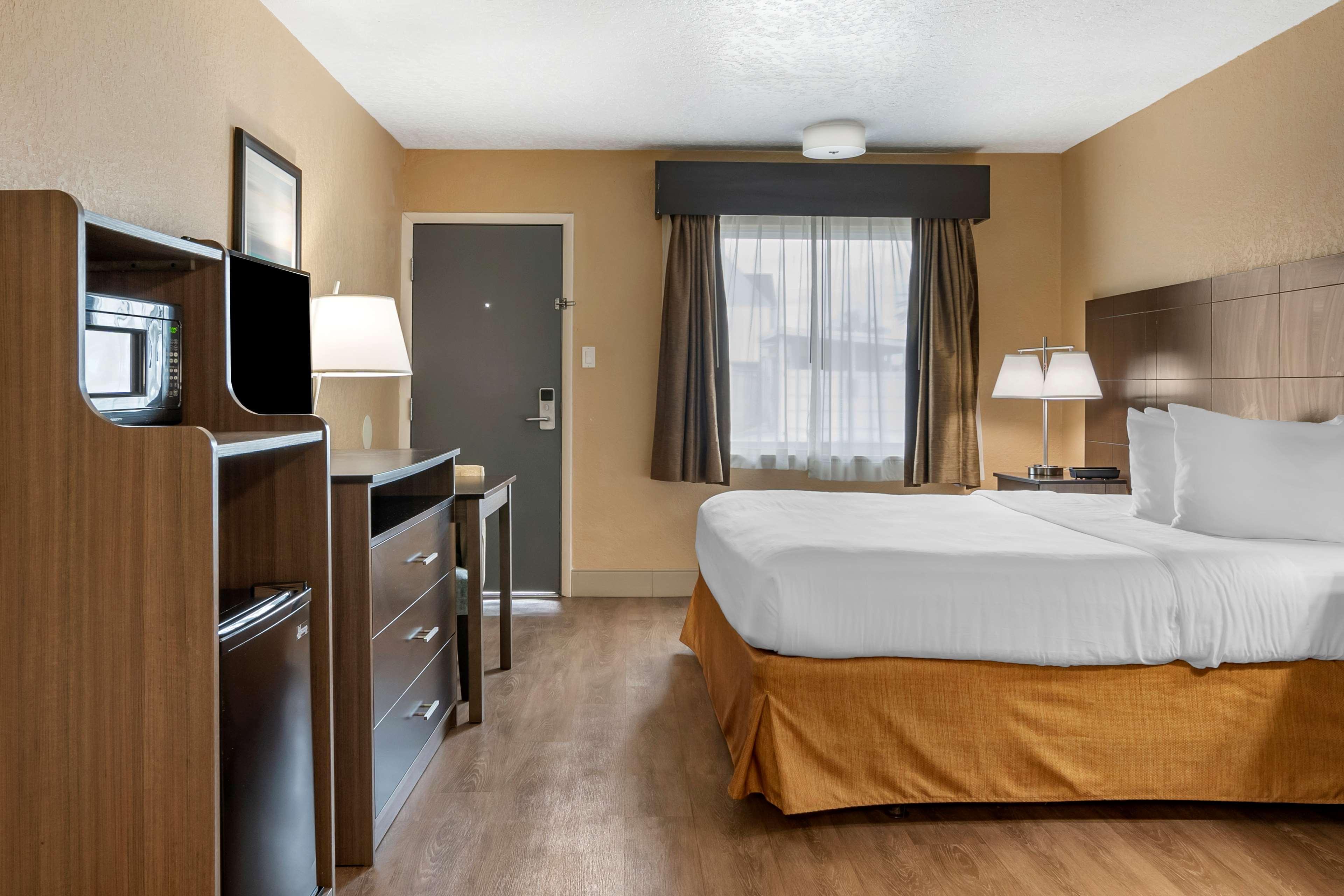 Best Western Space Shuttle Inn Titusville Bagian luar foto