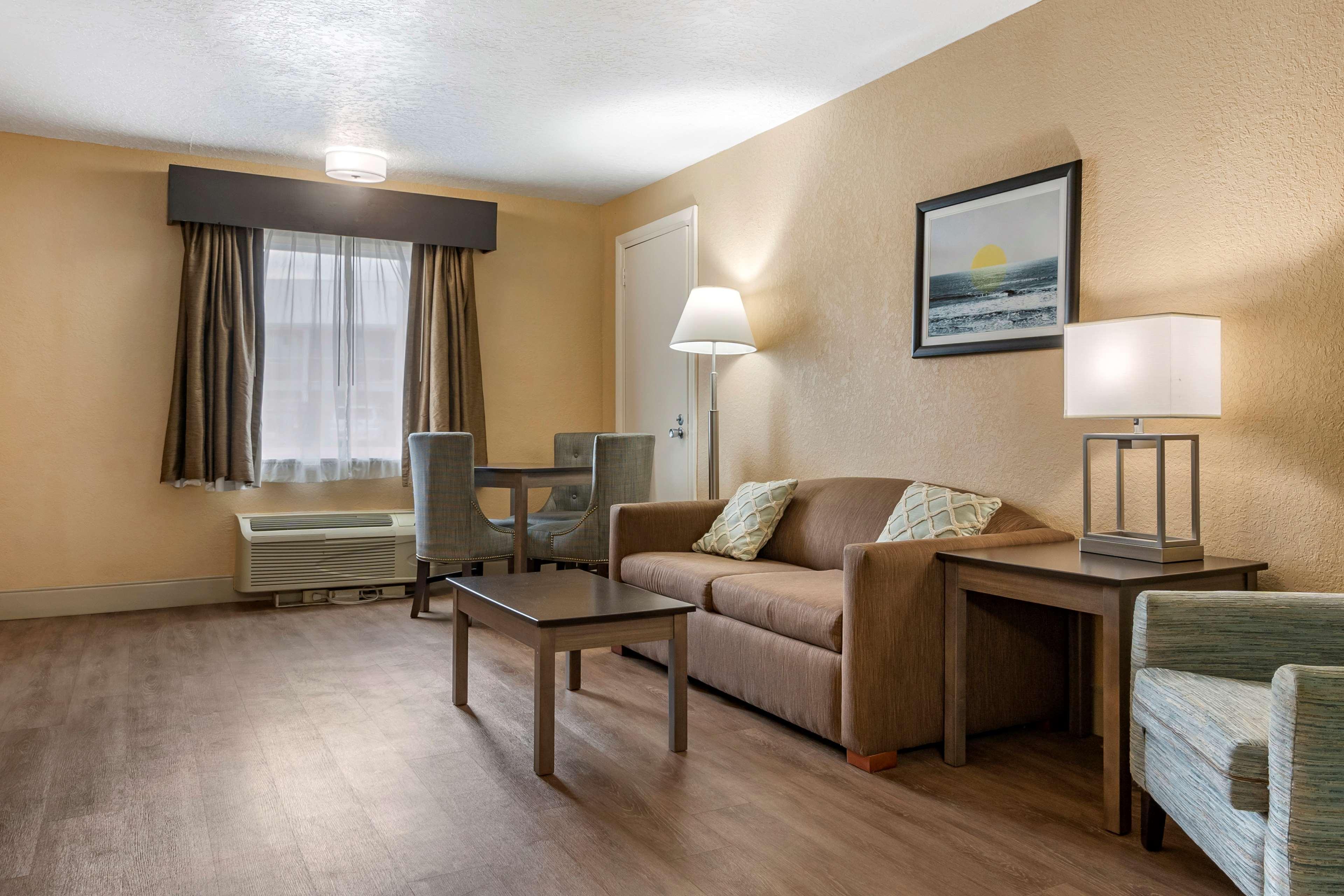 Best Western Space Shuttle Inn Titusville Bagian luar foto