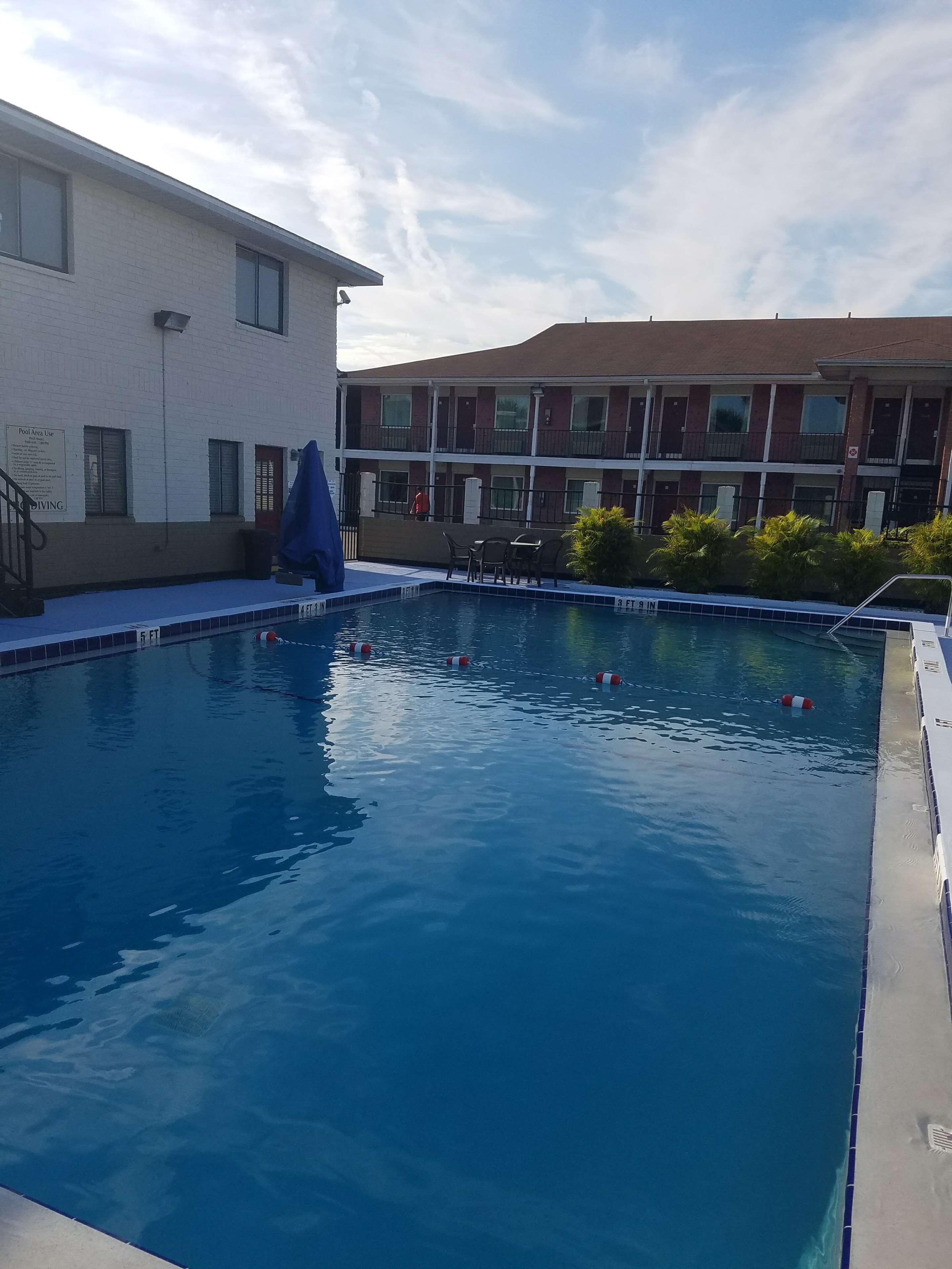 Best Western Space Shuttle Inn Titusville Bagian luar foto