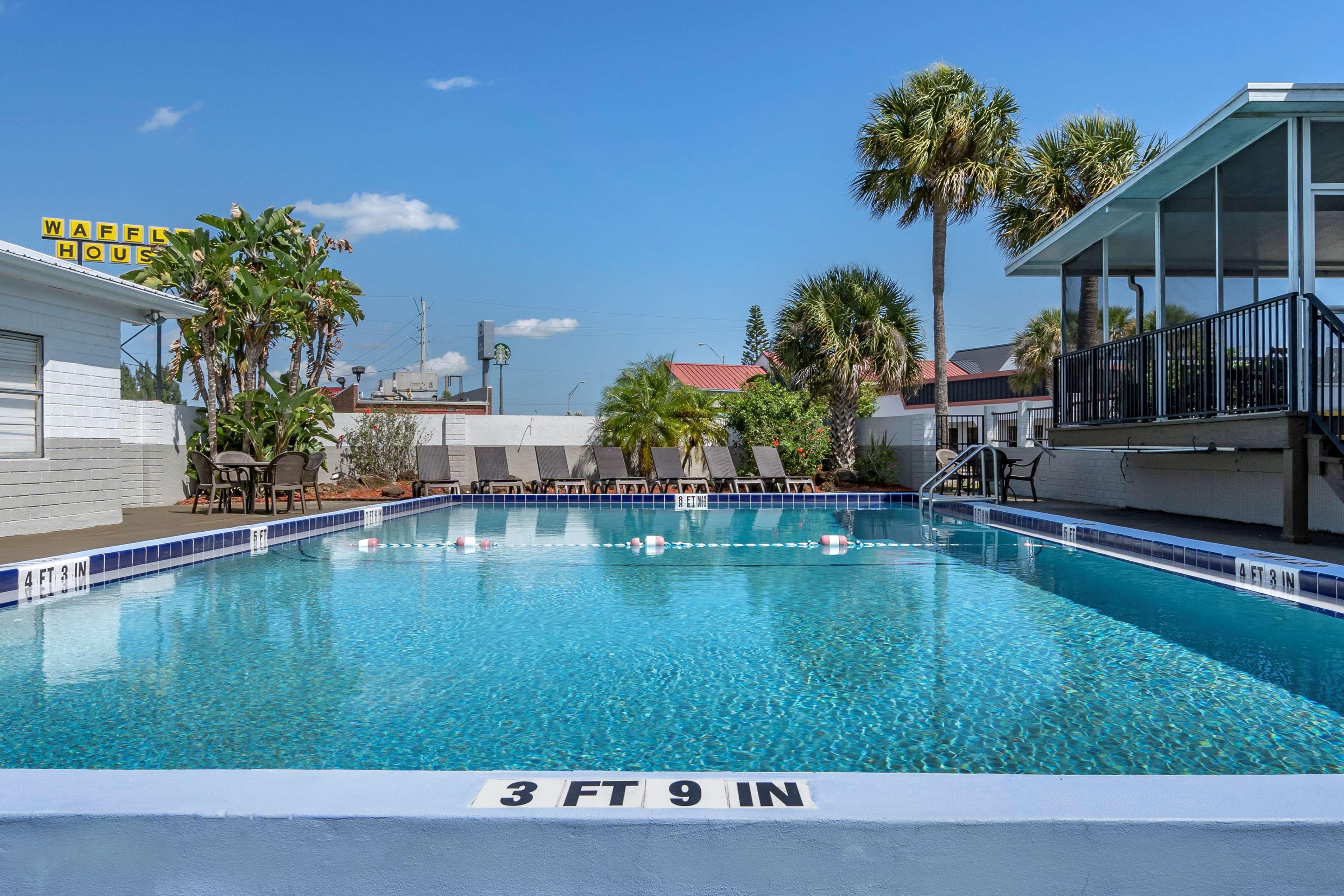 Best Western Space Shuttle Inn Titusville Bagian luar foto