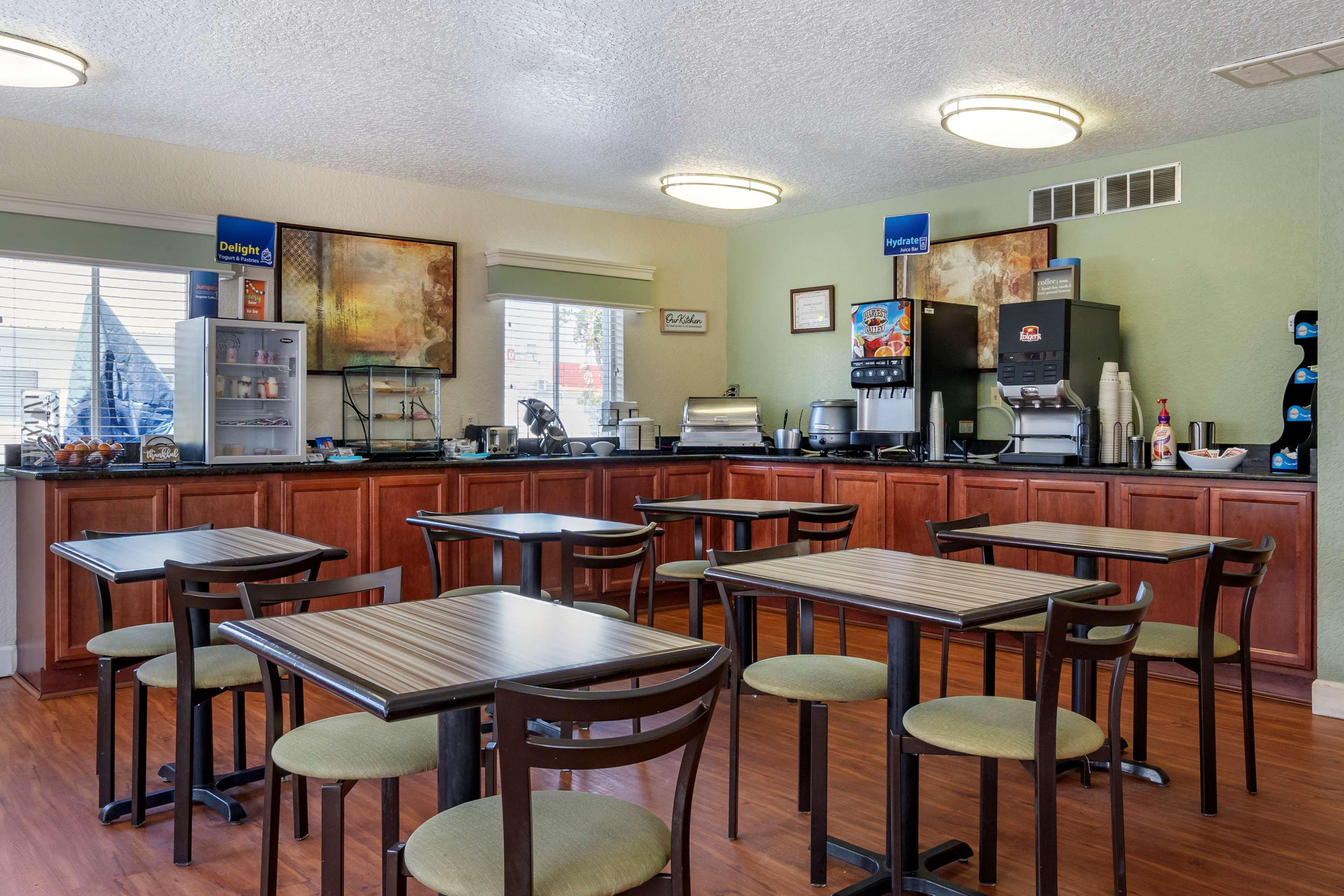 Best Western Space Shuttle Inn Titusville Bagian luar foto