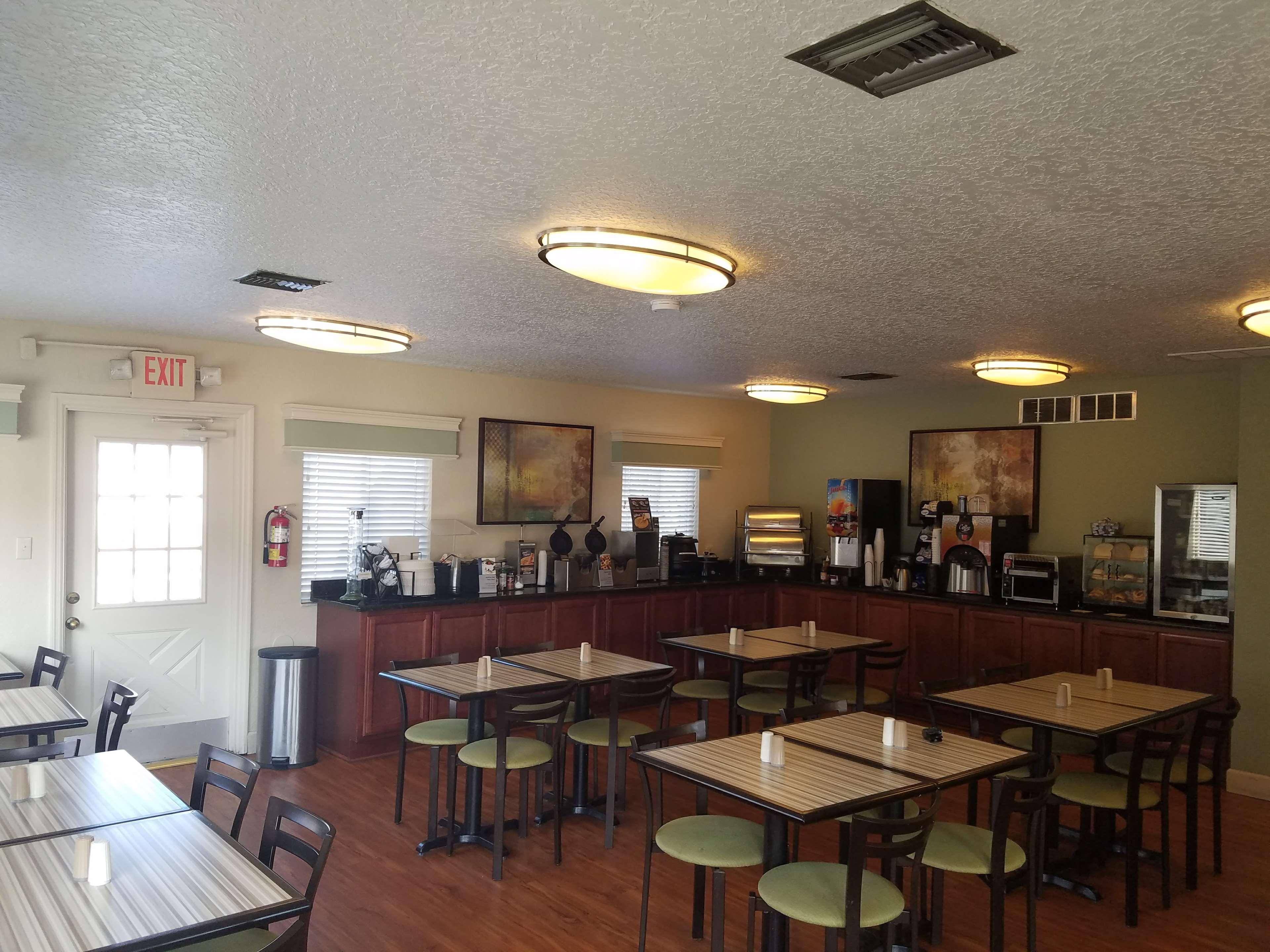 Best Western Space Shuttle Inn Titusville Bagian luar foto