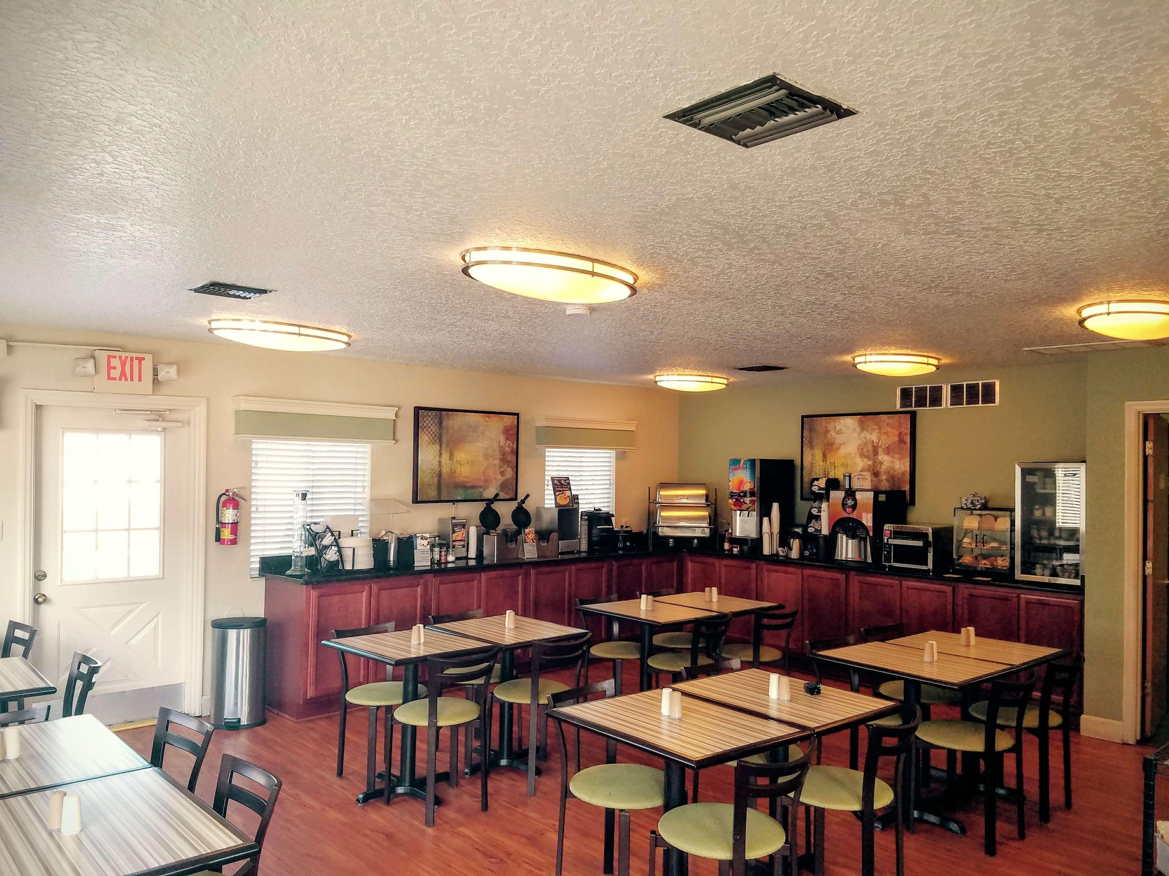 Best Western Space Shuttle Inn Titusville Bagian luar foto