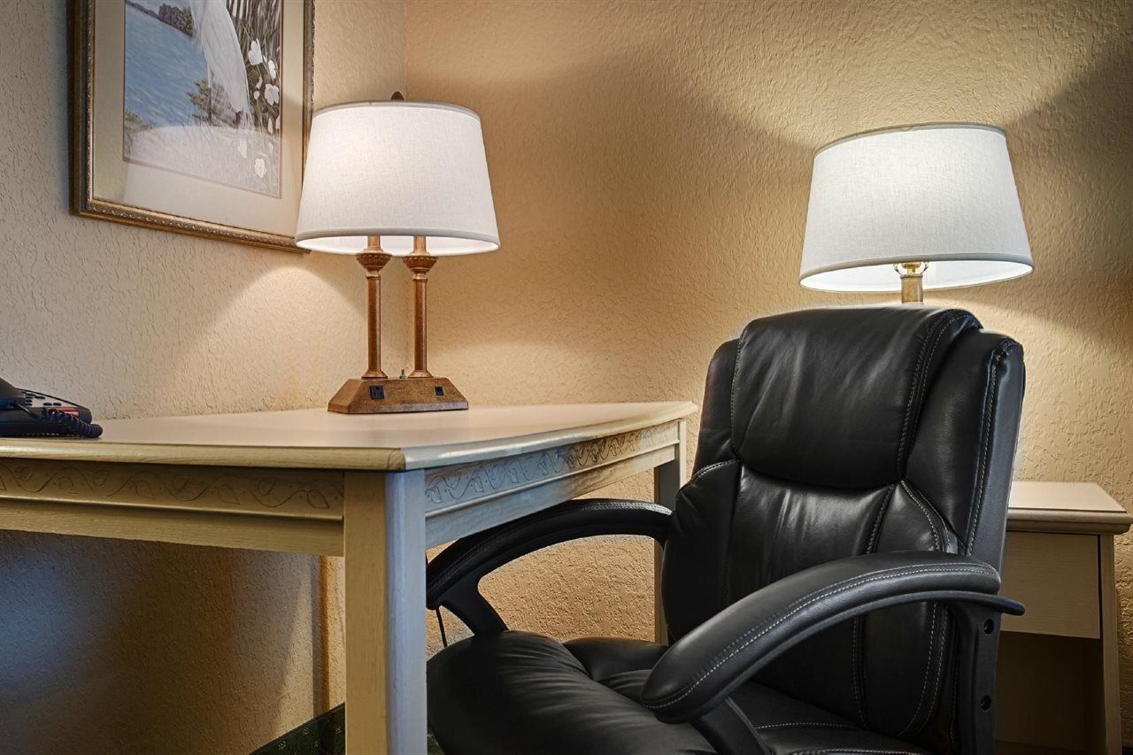 Best Western Space Shuttle Inn Titusville Bagian luar foto