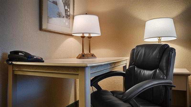 Best Western Space Shuttle Inn Titusville Bagian luar foto